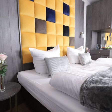Hotel Kurparkblick Bad Bergzabern Eksteriør billede