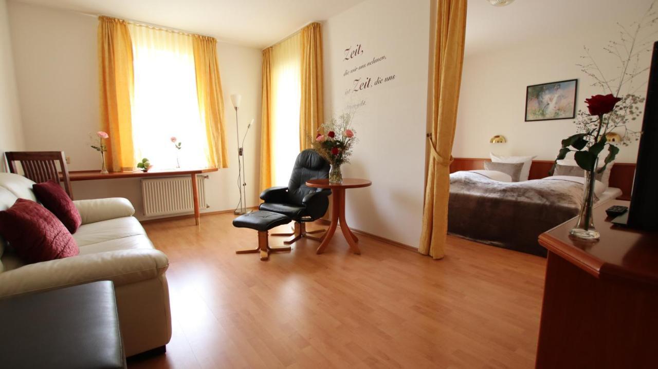 Hotel Kurparkblick Bad Bergzabern Eksteriør billede
