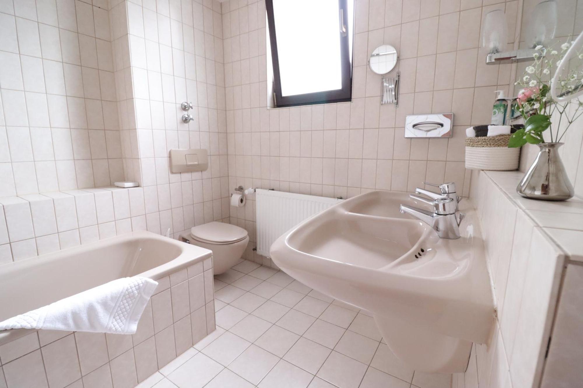 Hotel Kurparkblick Bad Bergzabern Eksteriør billede